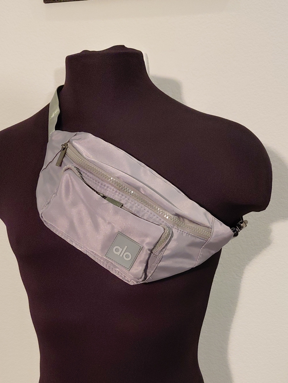 ALO Yoga Grey Explorer Belt Bag